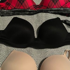 Victoria Secret Bra Lot 34B